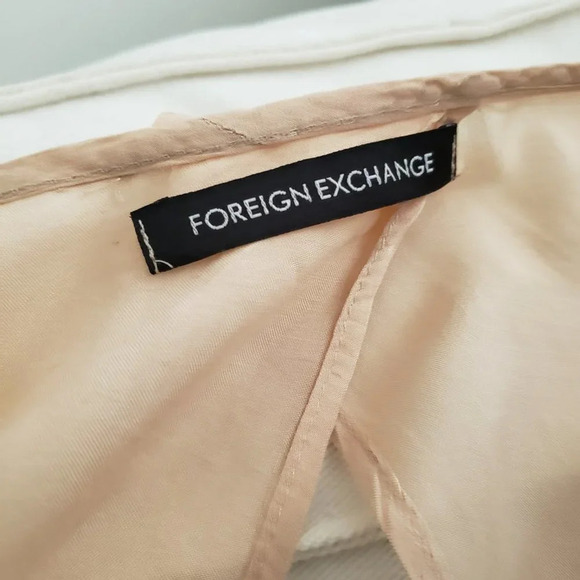°Foreign Exchange Blouse / Open Back Crop Top / Beige - Picture 5 of 5